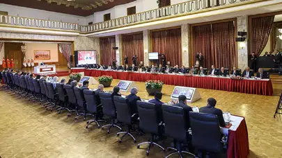 Komisyon toplantısı sona erdi: 8 saat sürdü