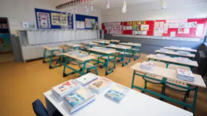 MEB’den özel okullara ders kitabı ve ek hizmet ücreti düzenlemesi