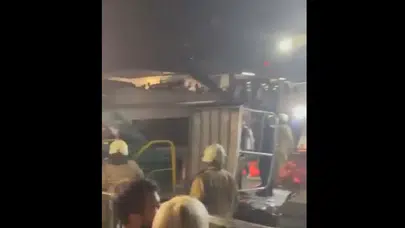 Üsküdar Salacak’ta yolcu teknesi ile kuru yük gemisi çarpıştı: Yaralılar var