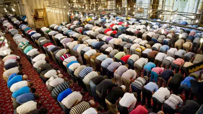 Yeni Diyanet Başkanı Safi Arpaguş’un ilk hutbesinde “ticaret ahlakı” vurgusu