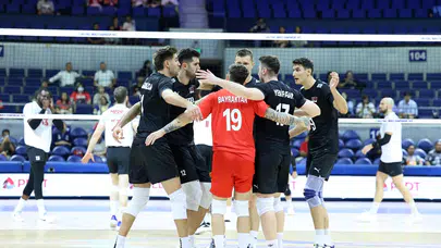 A Milli Erkek Voleybol Takımı çeyrek final için sahaya çıkıyor: Rakip Hollanda