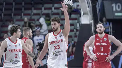 Alperen Şengün tarihe geçti