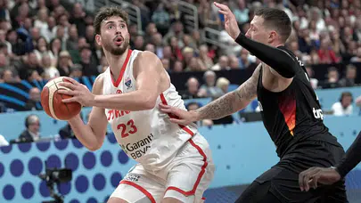 12 Dev Adam finalde Almanya'ya yenilerek Avrupa ikincisi oldu