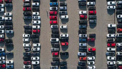 Otomobil ithalatına ek vergi düzenlemesi yürürlüğe girdi