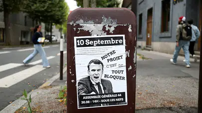 Fransa'da hayatı durduran 'her şeyi durdur' protestoları başladı: Halk sokağa indi!