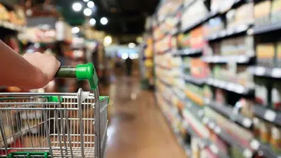 Ticaret Bakanı Bolat açıkladı: Marketler pazar günleri kapalı mı olacak?