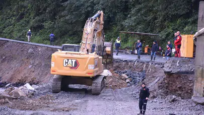 Ayder Yaylası’nda mahsur kalan 115 kişi helikopterlerle kurtarıldı