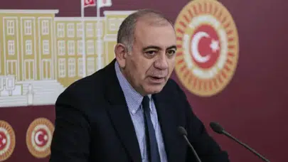 CHP İstanbul İl Başkanlığı'na kayyım atanan Gürsel Tekin saat verdi: O koltuğa oturacağım