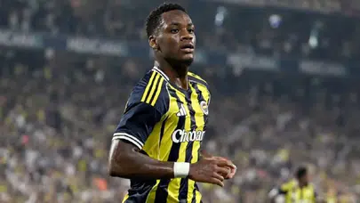 Jhon Duran'ın paylaşımı Fenerbahçelileri endişelendirdi