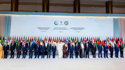 Doha'daki zirvenin ardından yayımlanan ortak bildiride 'İsrail'e yönelik 25 maddelik sert kınama' yer aldı