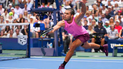 ABD Açık'ta Alcaraz ve Pegula yarı finale çıktı!