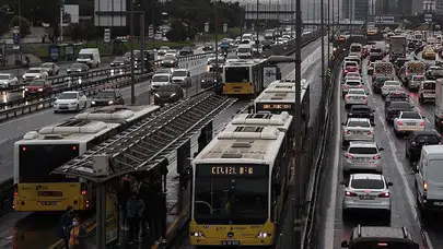 İstanbul'da toplu ulaşım, taksi ve okul servislerine zam