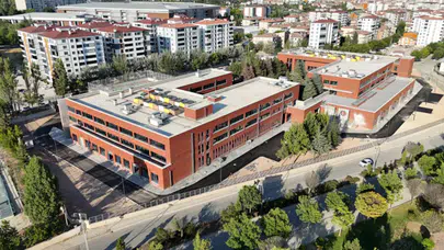 Elazığ'da İBB tarafından yapılan Gazi Meslek Teknik Anadolu Lisesi açıldı