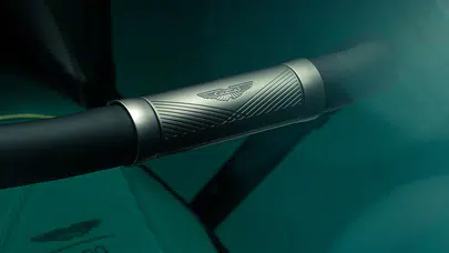 Aston Martin egg3 bebek arabası tanıtıldı: Fiyatıyla dikkat çekiyor