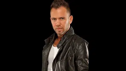 Telefon dolandırıcılarının hedefi bu kez ünlü şarkıcı Berksan oldu