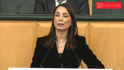 Tülay Hatimoğulları'ndan komisyon raporuna eleştiri: “Dil çözüm dili olmalıydı”