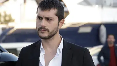 Başrolde değişiklik: Alperen Duymaz o diziye mi geliyor?