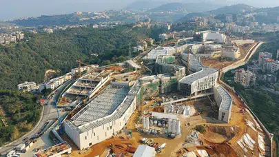 Beyrut'ta hareketli saatler: ABD büyükelçilik personelini ülkeden çıkardı