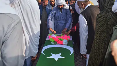 Pakistan-Afganistan sınırında çatışmalar tırmanıyor, siviller tehlikede