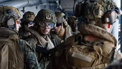 ABD’den Orta Doğu’ya kritik askeri sevkiyat: USS Tripoli bölgeye ulaştı