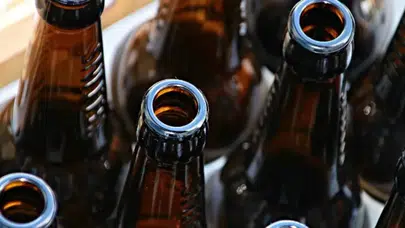 Alkollü içki sponsorluğuna yeni sınırlama: AK Parti’den TBMM’ye kanun teklifi