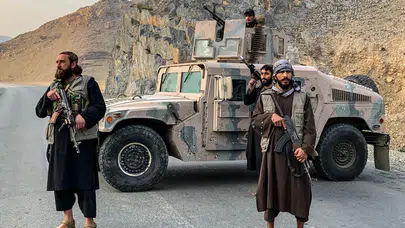 Pakistan ve Afganistan arasında topyekün savaş: Can kaybı 464'e yükseldi