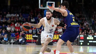Anadolu Efes, Barcelona deplasmanında kaybetti