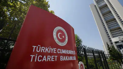 Ticaret Bakanlığı’ndan yabancı plakalı araç sahiplerine "e-posta" kolaylığı