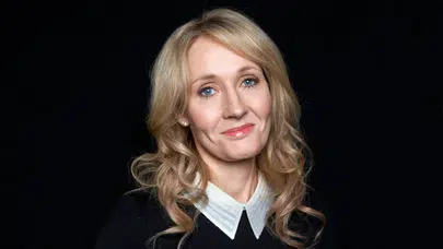 J.K. Rowling’den IOC’nin trans sporcular hakkındaki kararına destek: Kadınlar için adalet tecelli etti