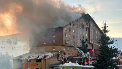 Uludağ’daki otel yangınında korkunç iddia: İtfaiye aracı olay yerine susuz geldi