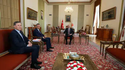 Özgür Özel’den ara seçim çağrısı: “Sine-i millet söz konusu değil”