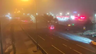 İstanbul güne sisle uyandı: Görüş mesafesi 20 metrenin altına indi