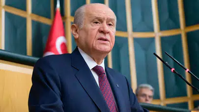 Bahçeli'ye göre CHP'nin yasal lideri Kılıçdaroğlu: Genel merkeze yerleşip dağınıklığı gidermeli