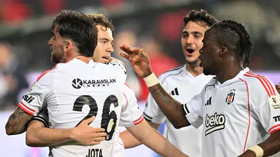 Beşiktaş deplasmanda Gaziantep FK'yı 2-0 mağlup etti