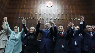CHP’den istifa eden Nimet Özdemir AK Parti’ye katıldı