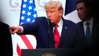 Hürmüz Boğazı'nda tanker gerilimi: Trump, İran'ı ateşkesi ihlal etmekle suçladı