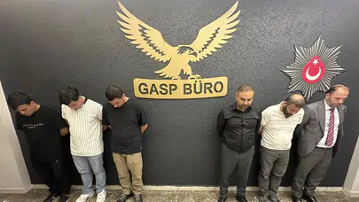 Kendini “Cumhur İttifakı Ocakları Başkanı” olarak tanıtıp AVM denetleyen Ferhat Aydoğan yakalandı