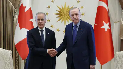 Cumhurbaşkanı Erdoğan, NATO Zirvesi kapsamında Kanada Başbakanı Carney ile görüştü