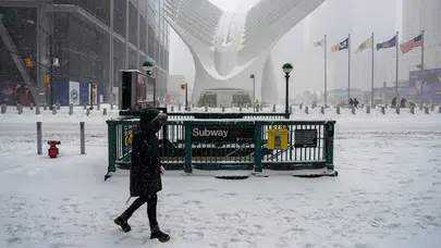 ABD'deki tarihi kar fırtınası sebebiyle hayatını kaybedenlerin sayısı 30'a yükseldi