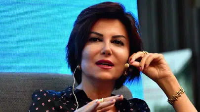 Gazeteci Sedef Kabaş, 'Cumhurbaşkanına hakaret' ve 'suç işlemeye tahrik' iddiasıyla gözaltında