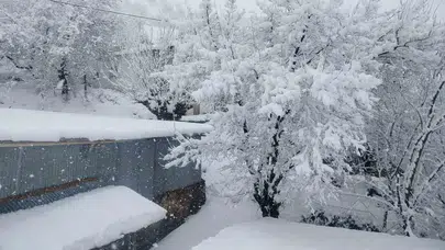 13 Ocak Salı günü Türkiye'de birçok il ve ilçede okullar tatil