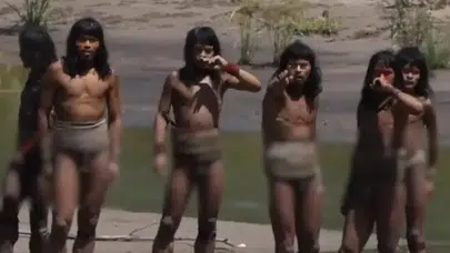 Amazon’da zamanın durduğu yer: Modern dünyayı hiç görmemiş kabile ilk kez bu netlikte