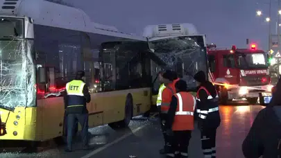 İstanbul'da 3 İETT otobüsünün çarpıştığı kazada 5 kişi yaralandı