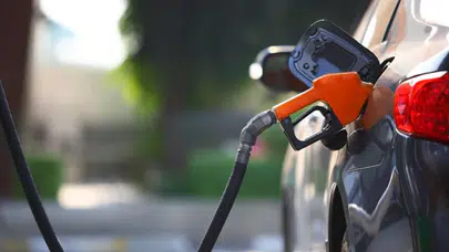 Motorine gece yarısı zam: Litre fiyatı 1,08 lira arttı