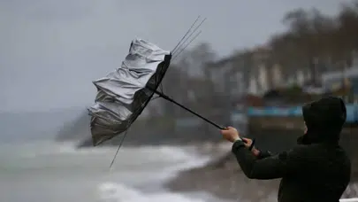 Türkiye’de kar ve fırtına alarmı: Meteoroloji'den 48 il için sarı kod uyarısı