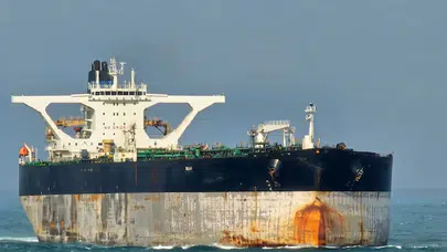 ABD, Kuzey Atlantik’te Rus bayraklı ‘Marinera’ petrol tankerine el koydu