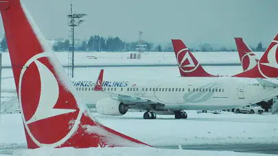 Olumsuz hava koşulları nedeniyle THY ve AJet’ten 114 sefer iptali