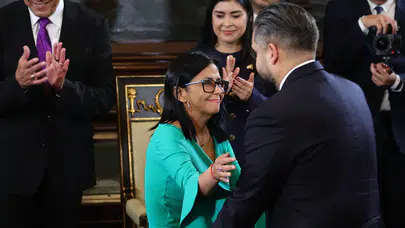 ABD saldırısına "alçakça" diyen Venezuela Geçici Devlet Başkanı Rodriguez: "Kaçırılan Maduro'ya sadakatle bağlıyız"