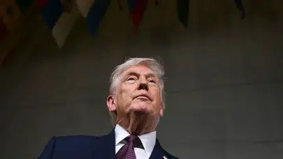 Trump, Küba'ya petrol satan ülkelere tarife uygulanmasına yönelik kararnameye imza attı