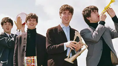 The Beatles’ın dört üyeleri için çekilen biyografi filmlerinden ilk kareler paylaşıldı